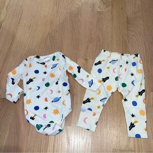 Hanna Andersson White and Multicolor Baby Set